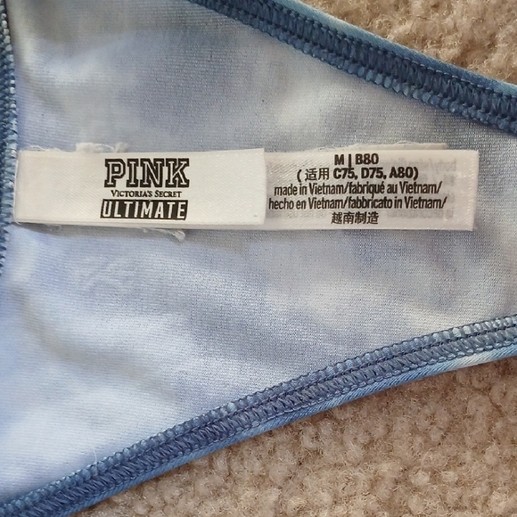 PINK Sports Bras Bundle - Picture 5 of 6